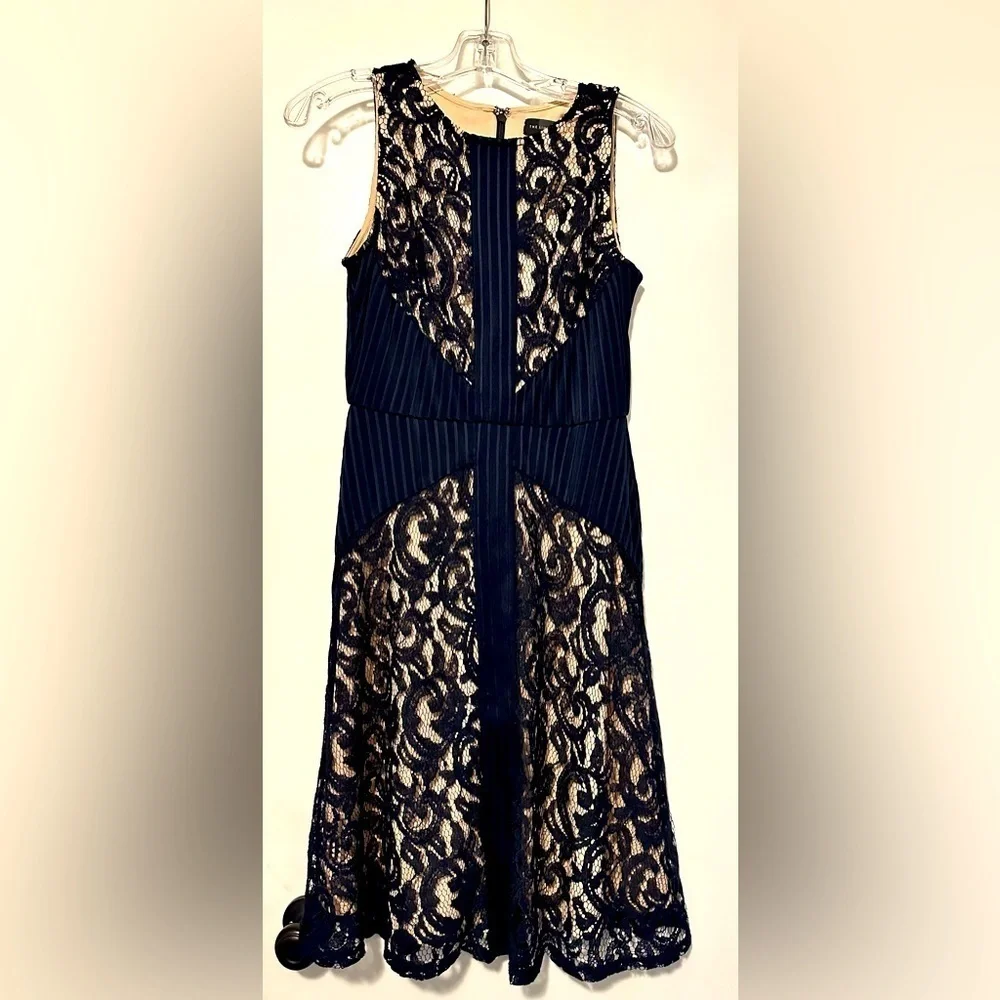 The Limited navy blue lace dress size 2 - Picture 1 of 6